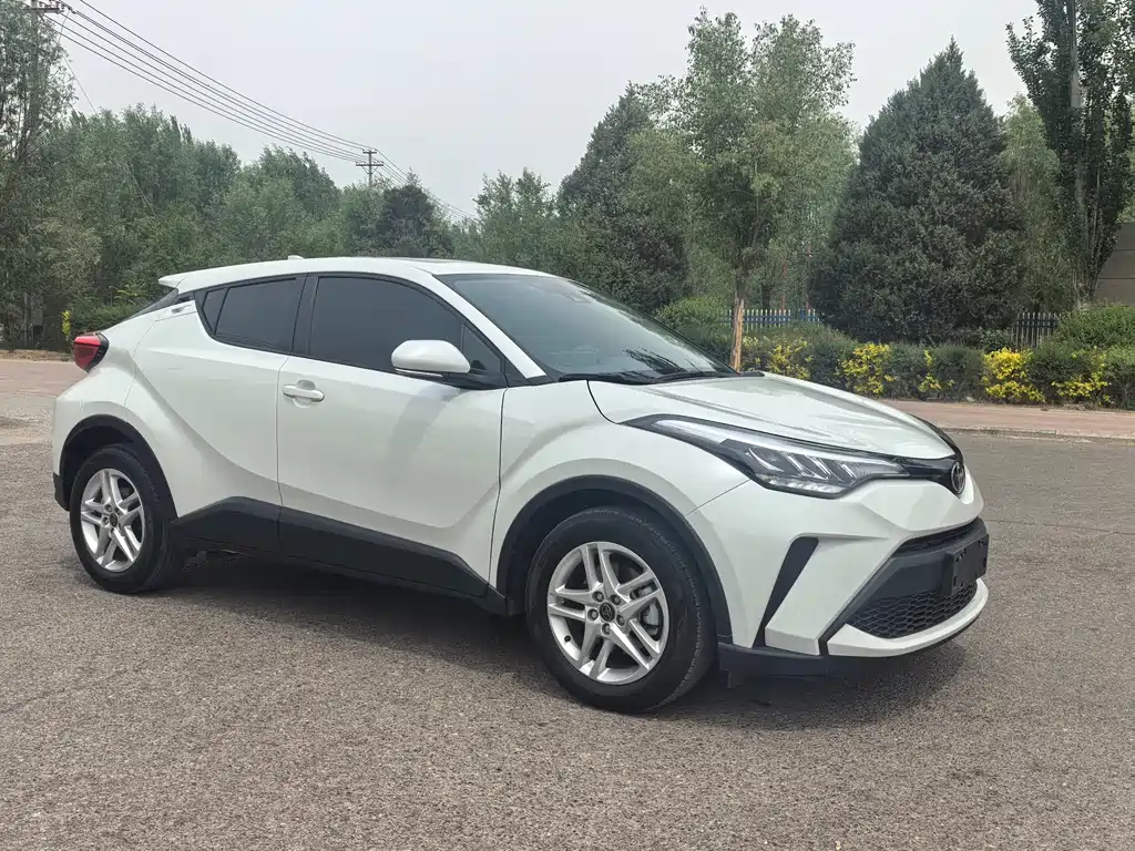 Toyota C-HR 2023 2.0L Comfort Edition купить на сайте DeffCars