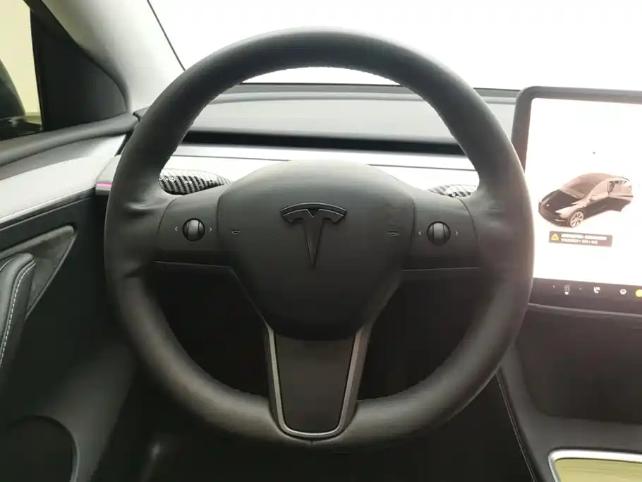 Model Y 2023 Long Range All-Wheel Drive Edition купить на сайте DeffCars