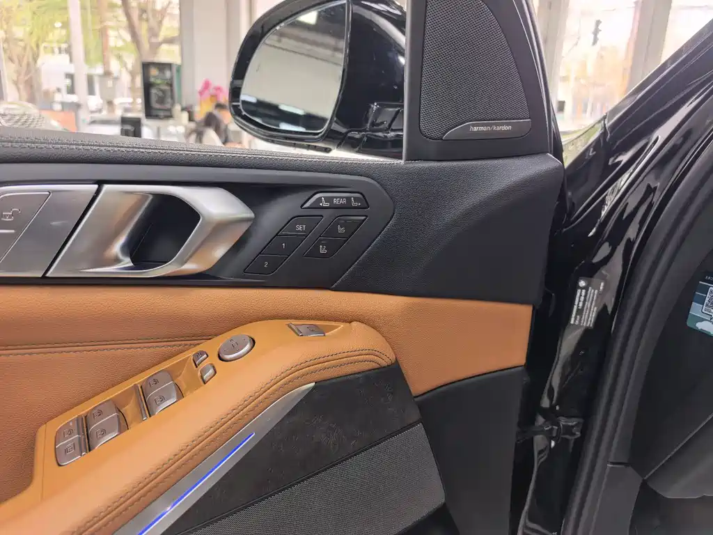 BMW X7 2019 xDrive40i Exclusive M Sports Package купить на сайте DeffCars