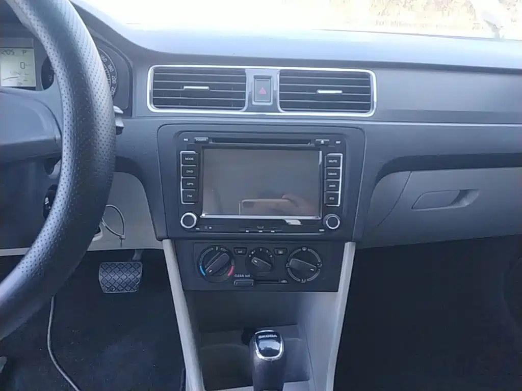 Xin Rui (Rapid) 2016 1.6L Autogeneration Edition купить на сайте DeffCars