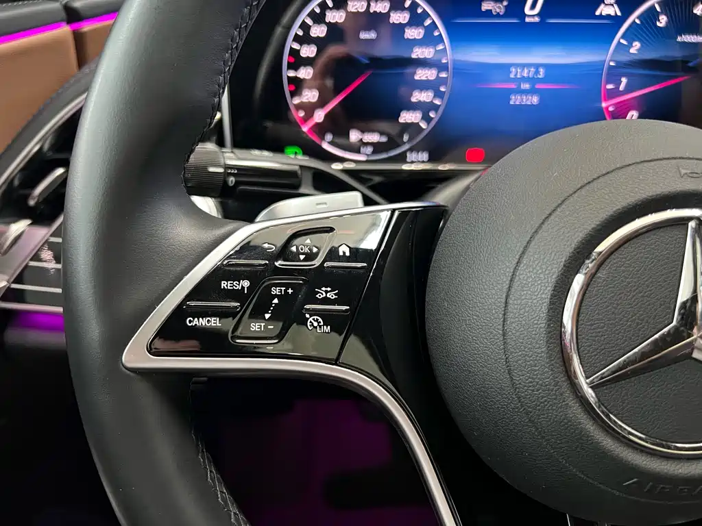 Mercedes-Benz E-Class 2024 E 260 L купить на сайте DeffCars