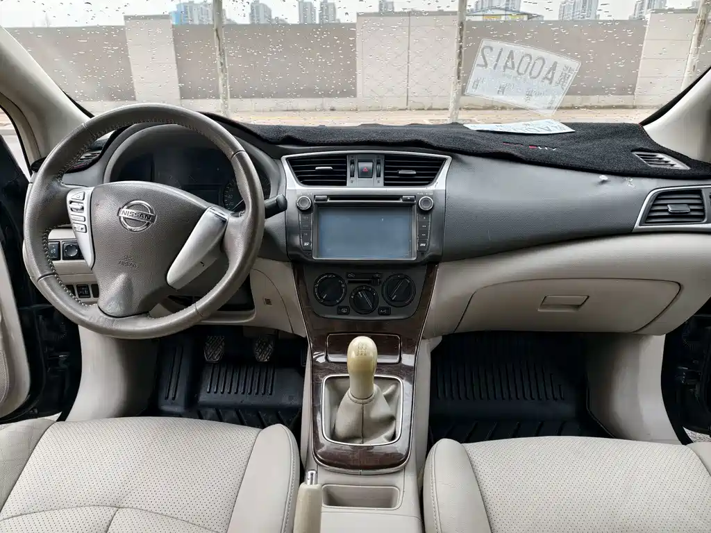 Sylphy 2012 1.6XL Manual Deluxe Edition купить на сайте DeffCars