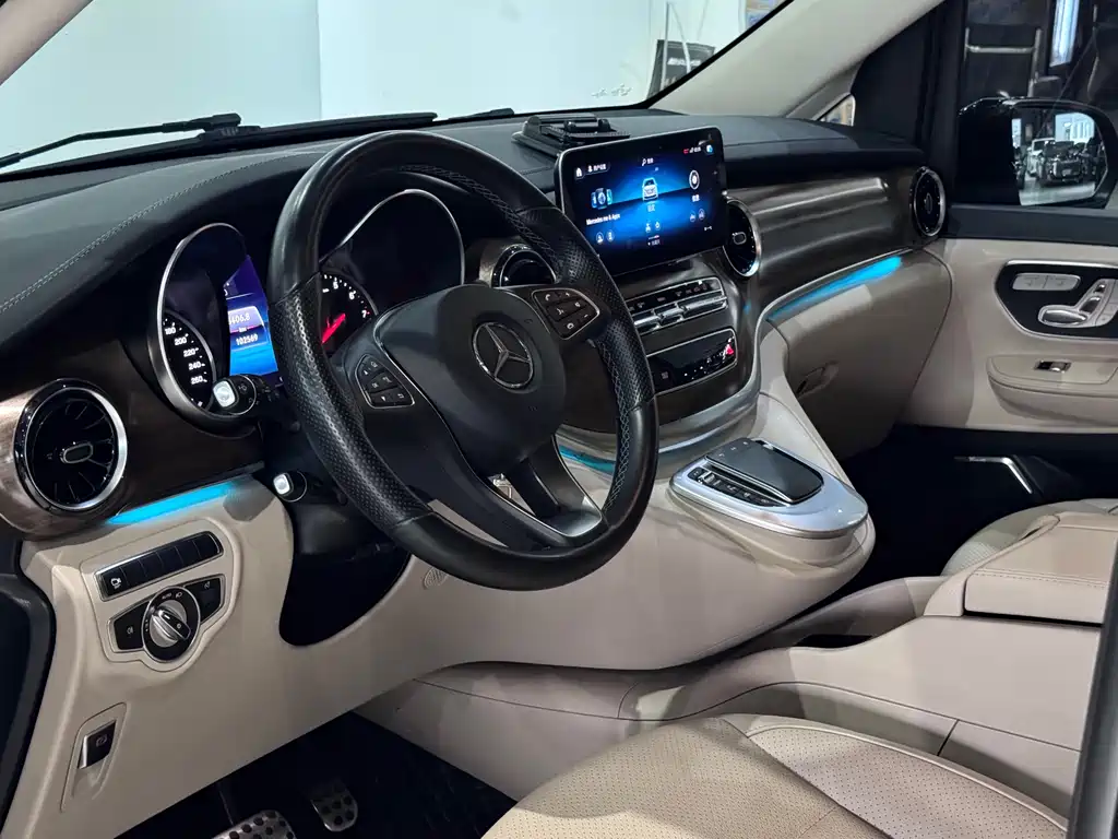 Mercedes-Benz V-Class 2021 V 260 Premium Edition купить на сайте DeffCars
