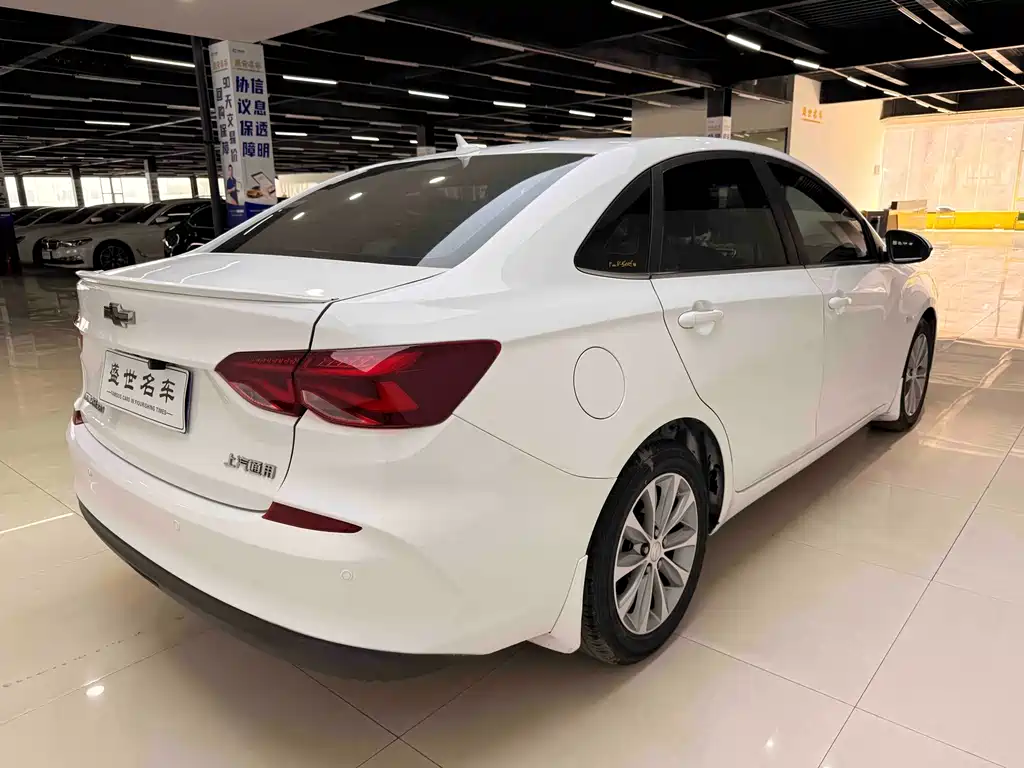 Cruze 2021 320 Automatic Sunroof Edition купить на сайте DeffCars
