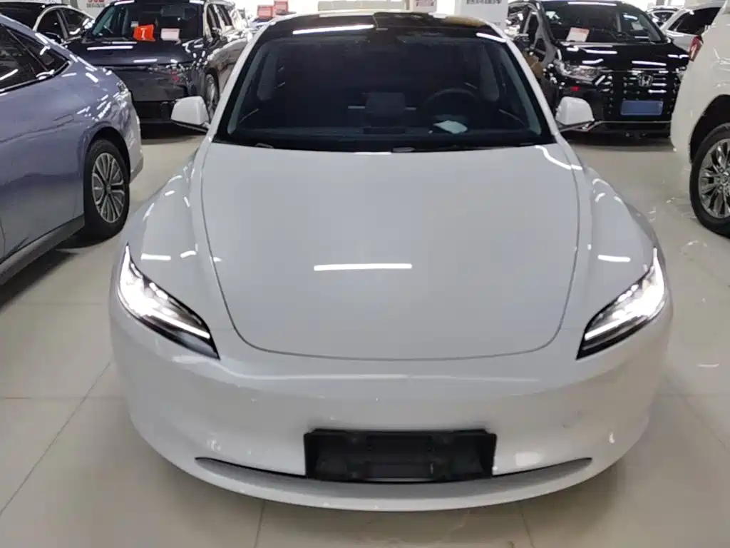 Model 3 2023 long-range all-wheel drive version купить на сайте DeffCars