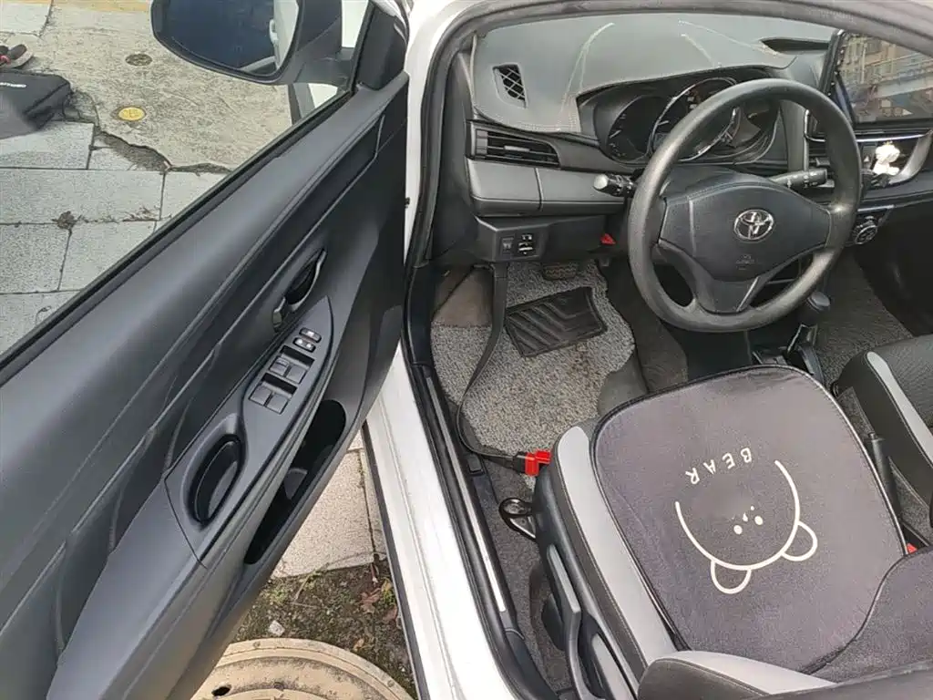 YARiS L Zhixuan 2021 Zhixuan X 1.5L CVT leading version купить на сайте DeffCars