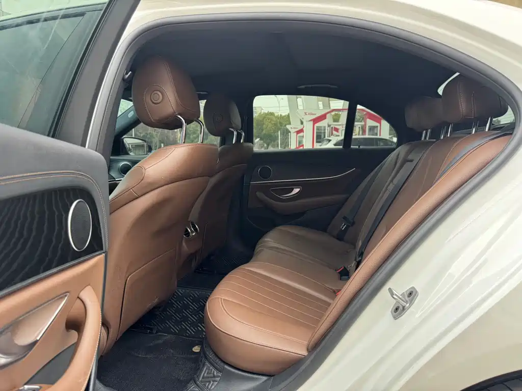 Mercedes-Benz E-Class (Imported) 2021 E 260 Fashionable Sports Edition купить на сайте DeffCars