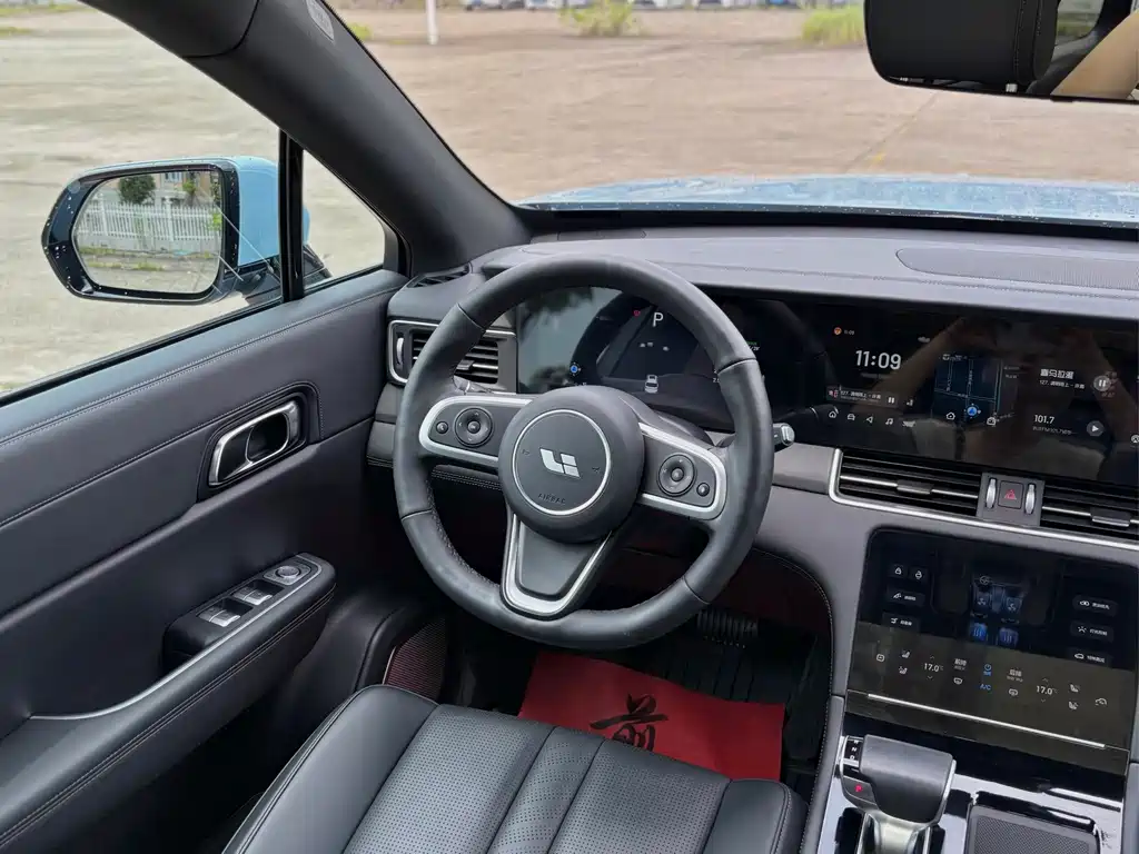 Ideal ONE 2021 extended range 6-seater version купить на сайте DeffCars