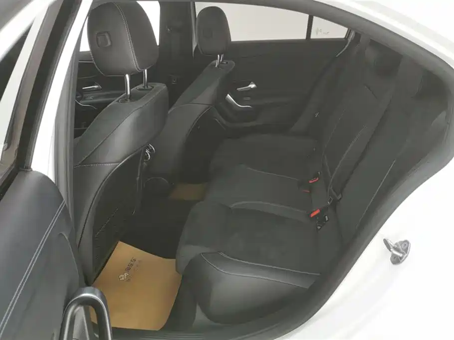 Mercedes-Benz A-Class 2022 Model 2 A 200 L Sports Sedan Fashionable купить на сайте DeffCars