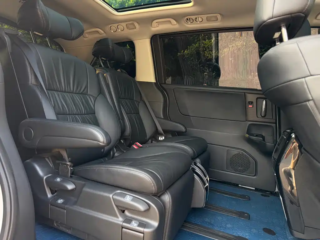 Odyssey 2022 2.0L e:HEV Rui Yaoxiang Edition купить на сайте DeffCars