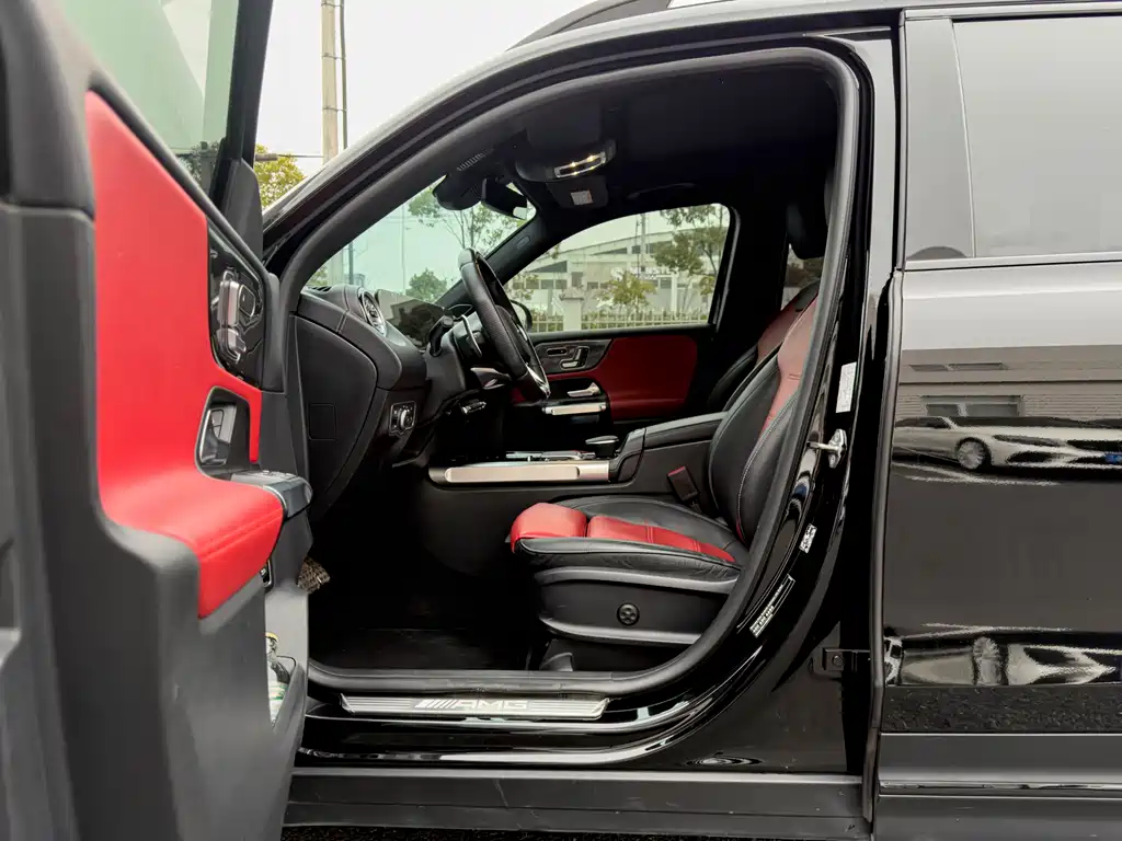 Mercedes-Benz GLB AMG 2023 AMG GLB 35 4MATIC купить на сайте DeffCars