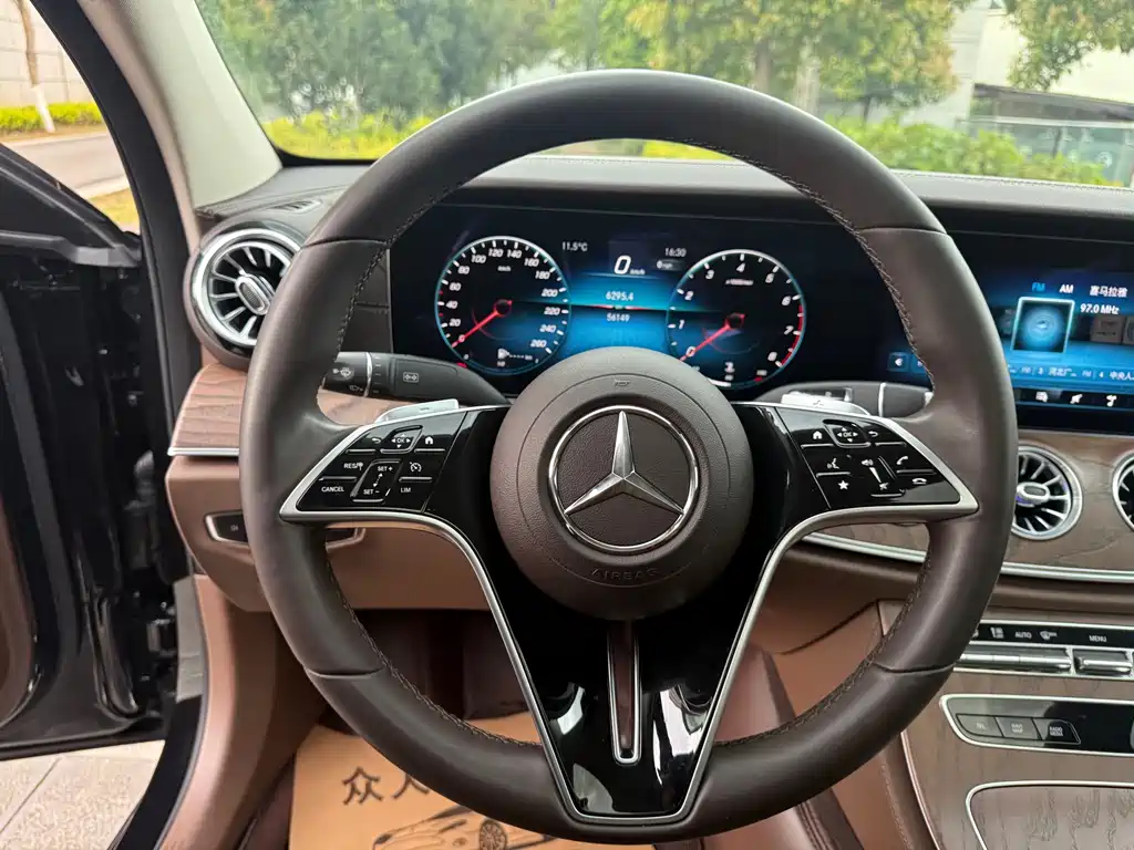 Mercedes-Benz E-Class 2023 E 300 L Fashion купить на сайте DeffCars