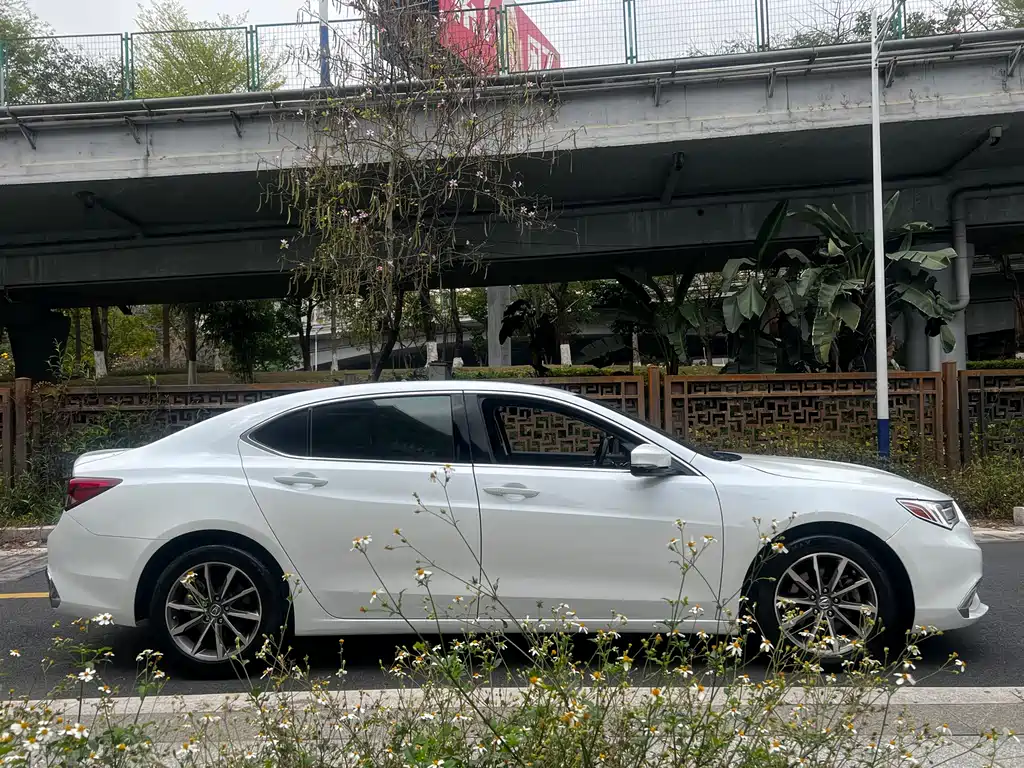 Acura TLX-L 2018 2.4L Enjoy Edition купить на сайте DeffCars