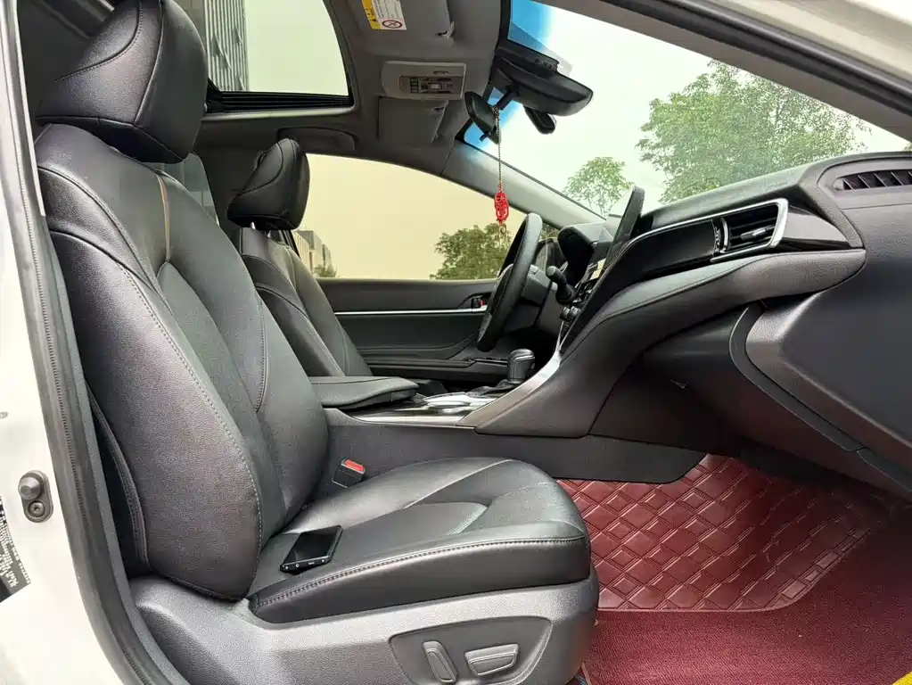 Camry 2023 2.0G Deluxe Edition купить на сайте DeffCars