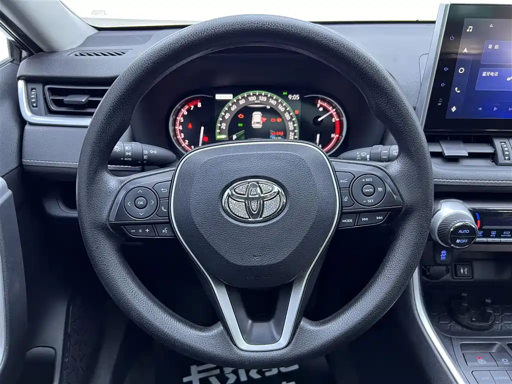 RAV4 Rongfang 2022 2.0L CVT two-wheel drive fashion version купить на сайте DeffCars