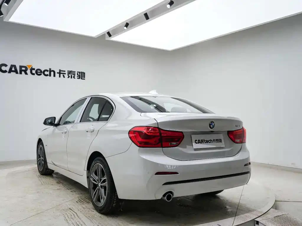 BMW 1 Series 2018 118i Sports купить на сайте DeffCars