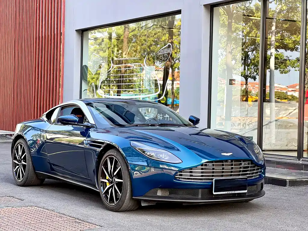 Aston Martin DB11 2019 4.0T V8 Coupe купить на сайте DeffCars