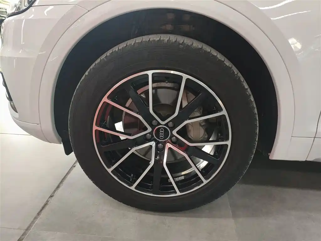 Audi Q5L 2018 40 TFSI Honorable Enterprising Type National VI купить на сайте DeffCars