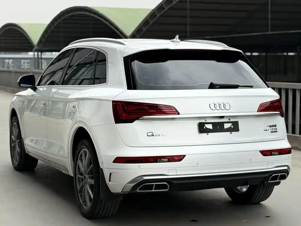 Audi Q5L 2022 40T luxury and dynamic model купить на сайте DeffCars