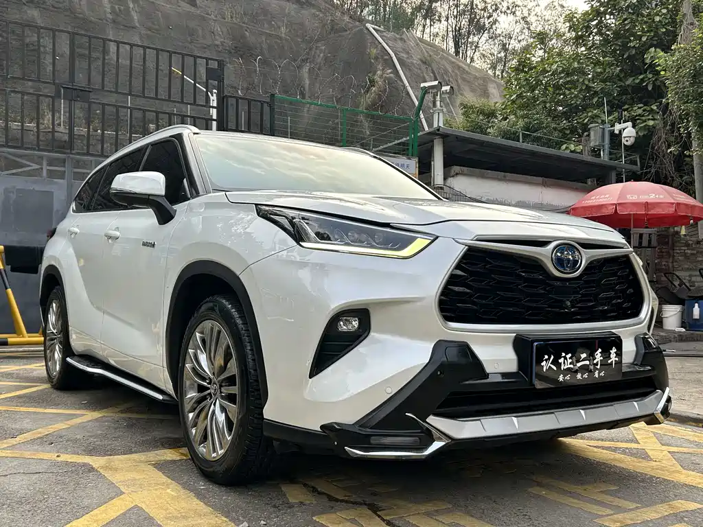 Highlander 2022 dual engine 2.5L two-wheel drive premium version 7 seats купить на сайте DeffCars