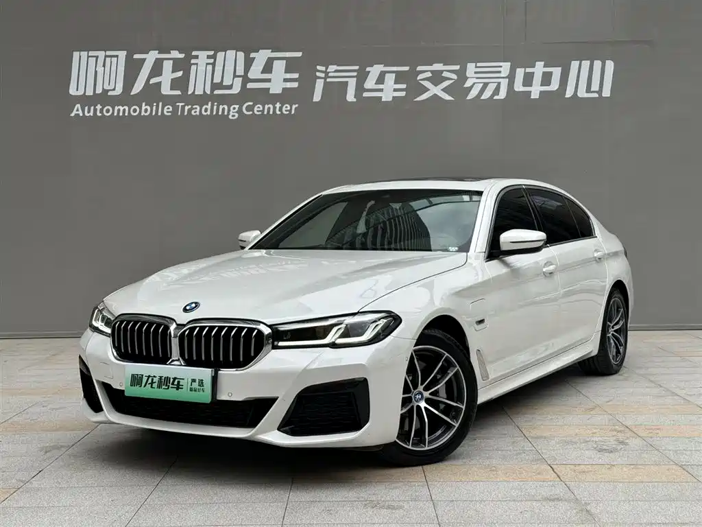 BMW 5 Series New Energy 2022 Model 2 535Le M Sports Package купить на сайте DeffCars