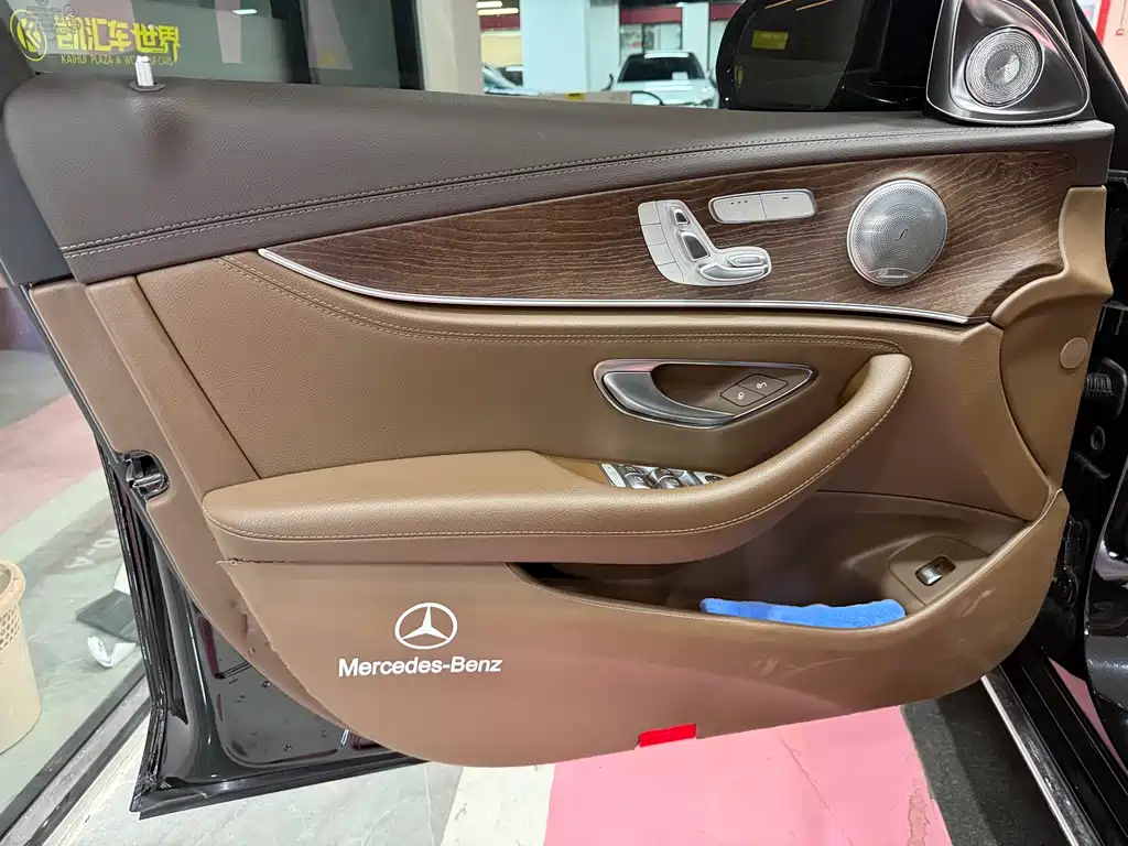 Mercedes-Benz E-Class 2023 E 300 L Luxury Model купить на сайте DeffCars