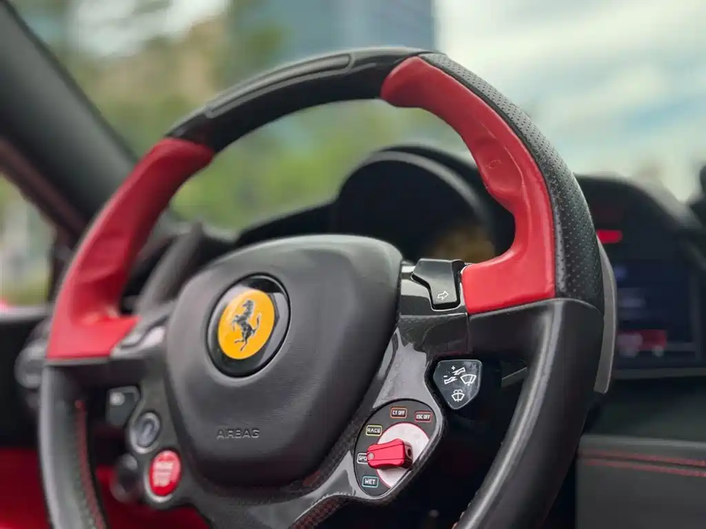 Ferrari 488 2015 488 Spider купить на сайте DeffCars