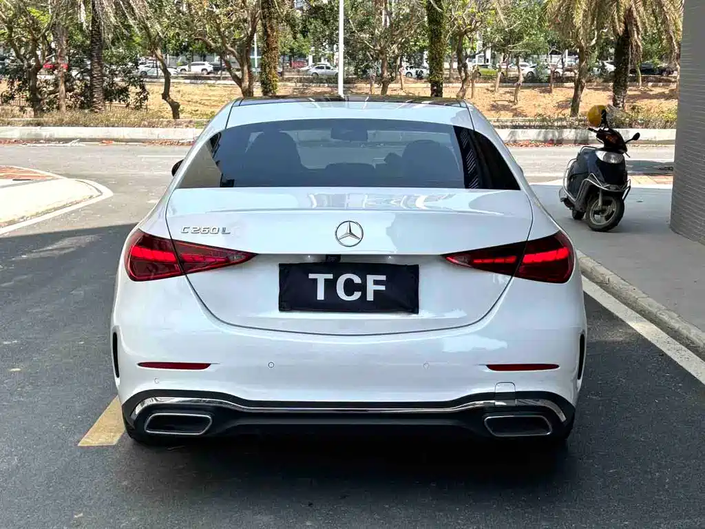 Mercedes C-Class 2023款 C 260 L 运动版 купить на сайте DeffCars