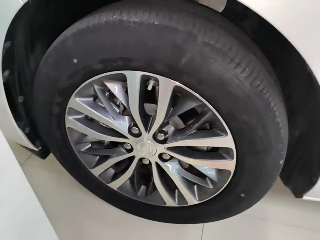 Buick GL8 2023 ES Luzun Premium Edition купить на сайте DeffCars