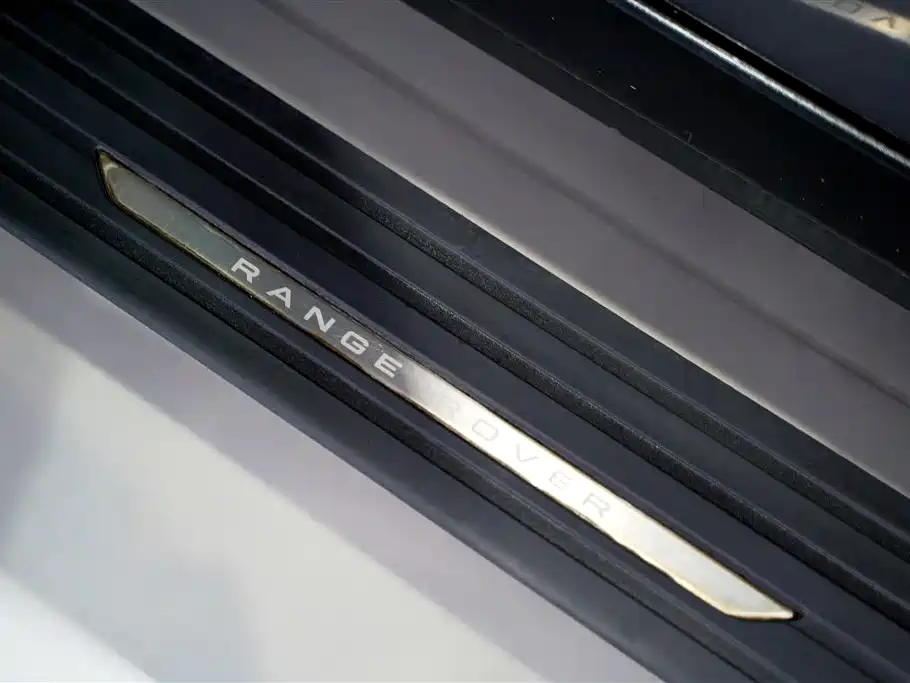 Range Rover 2023 3.0 L6 360PS Grand Edition купить на сайте DeffCars