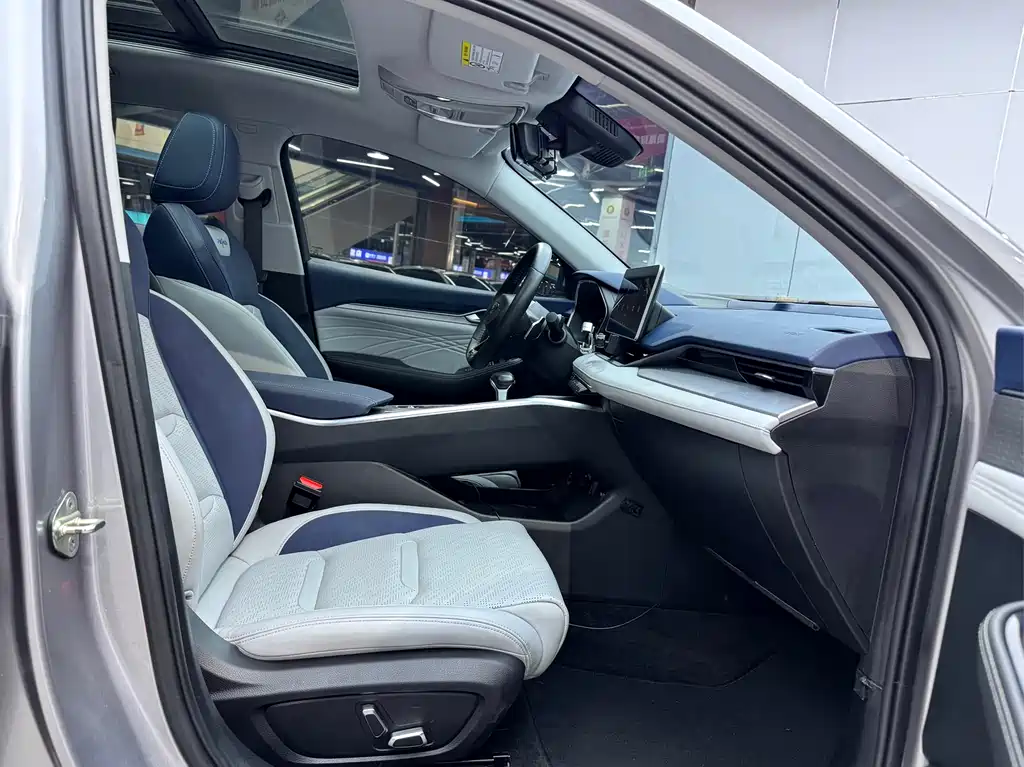 Xingrui 2021 facelift 2.0TD premium model купить на сайте DeffCars