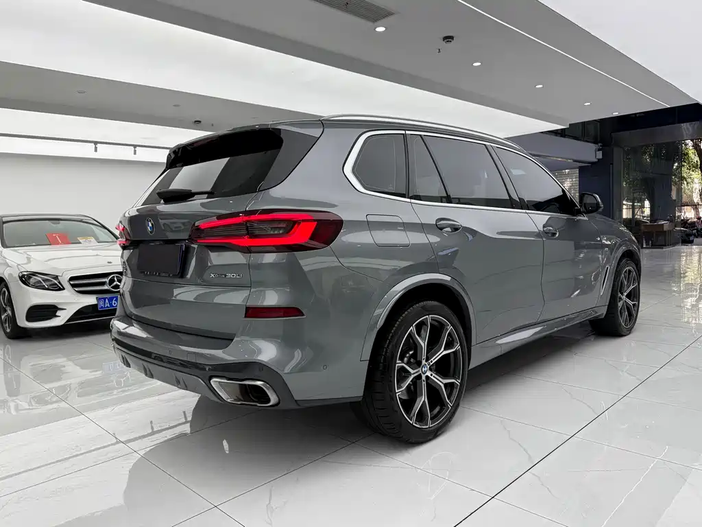 BMW X5 2022 xDrive 30Li Exclusive M Sports Package купить на сайте DeffCars