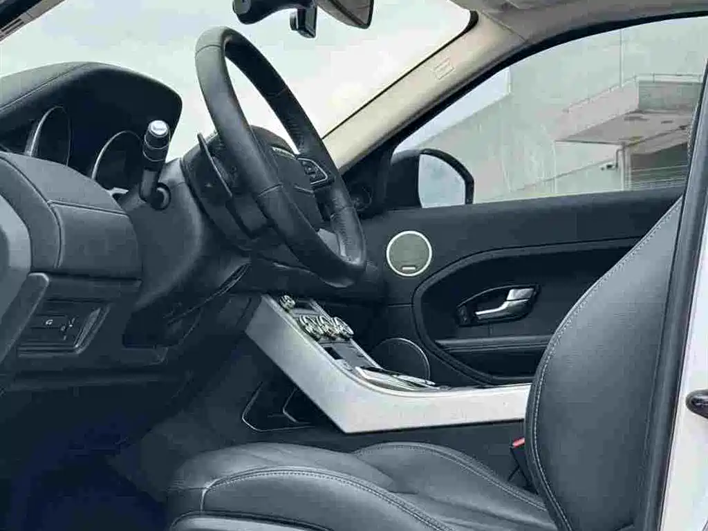 Range Rover Evoque 2015 2.0T five-door sharp version купить на сайте DeffCars