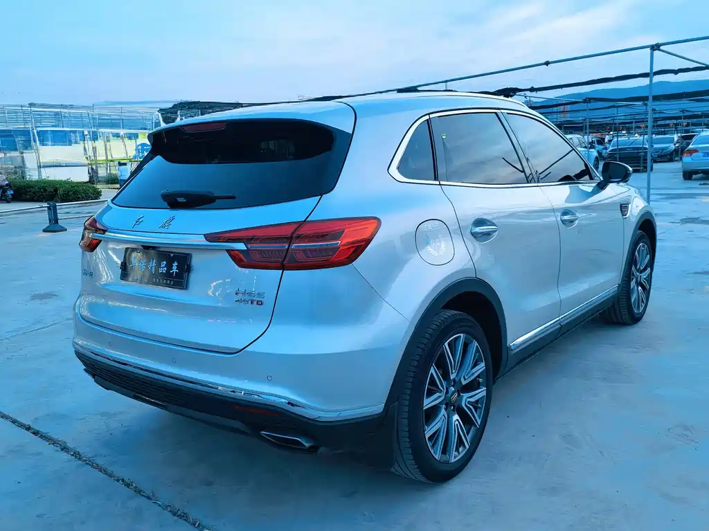 Hongqi HS5 2022 facelift 2.0T Zhilian Qixiang four-wheel drive version купить на сайте DeffCars