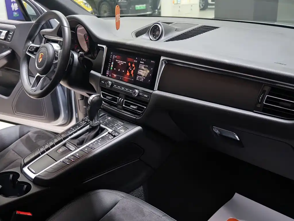 Macan 2020 Macan 2.0T купить на сайте DeffCars