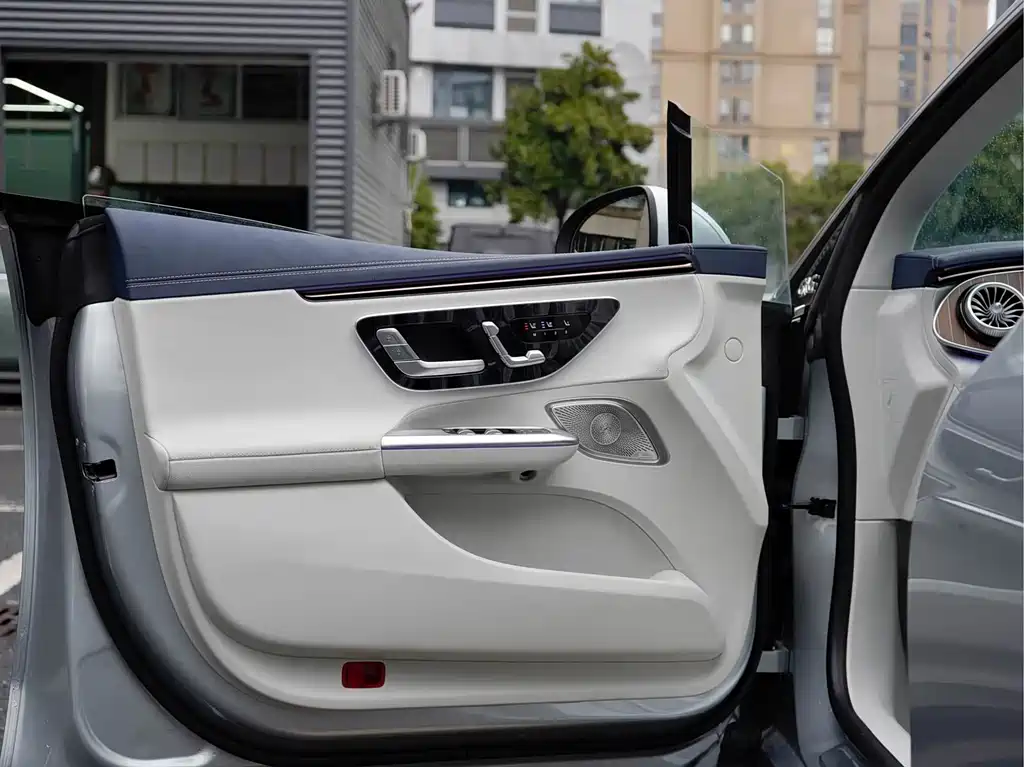 Mercedes-Benz EQE 2025 500 4MATIC Luxury Edition купить на сайте DeffCars