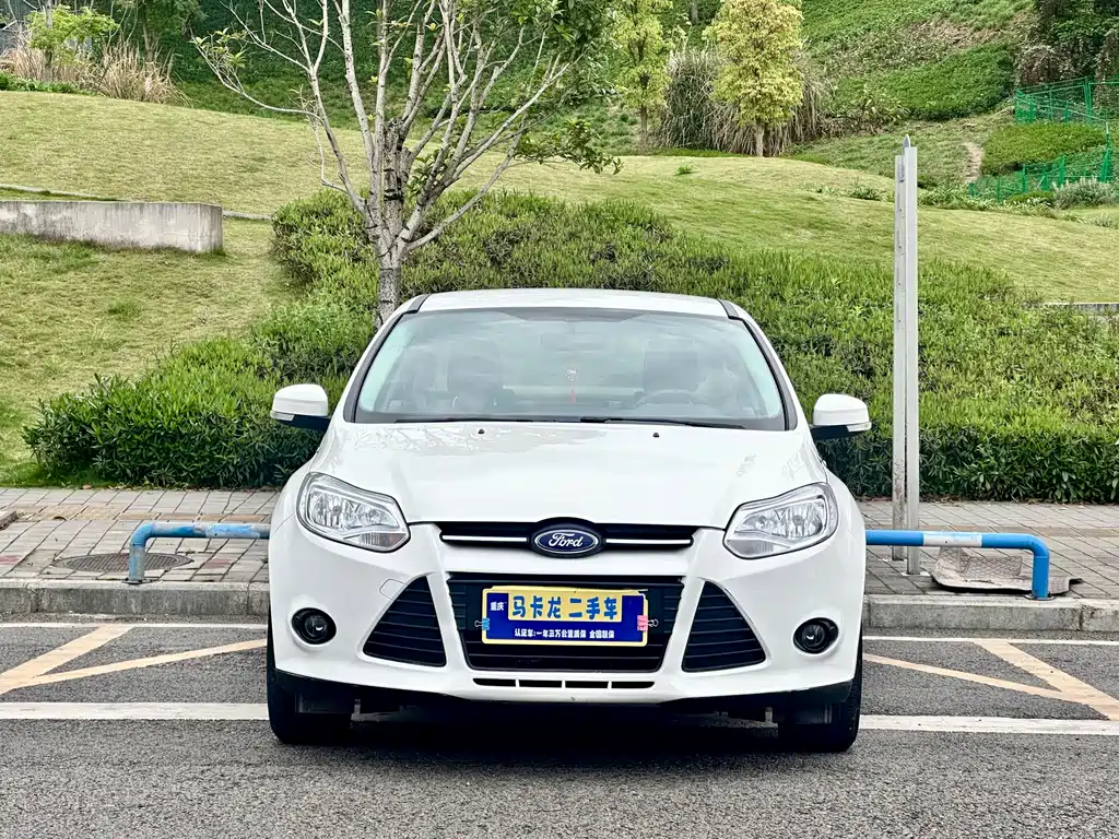 Focus 2012 sedan 1.6L automatic fashion model купить на сайте DeffCars