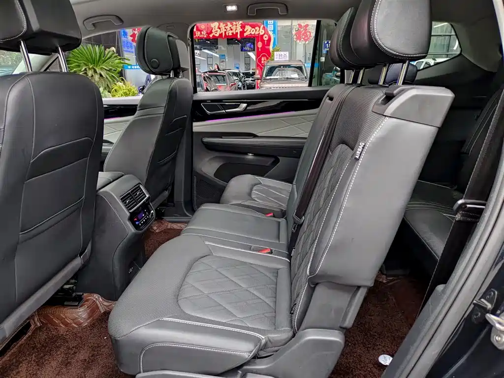 Touron 2024 530 V6 four-wheel drive luxury version купить на сайте DeffCars