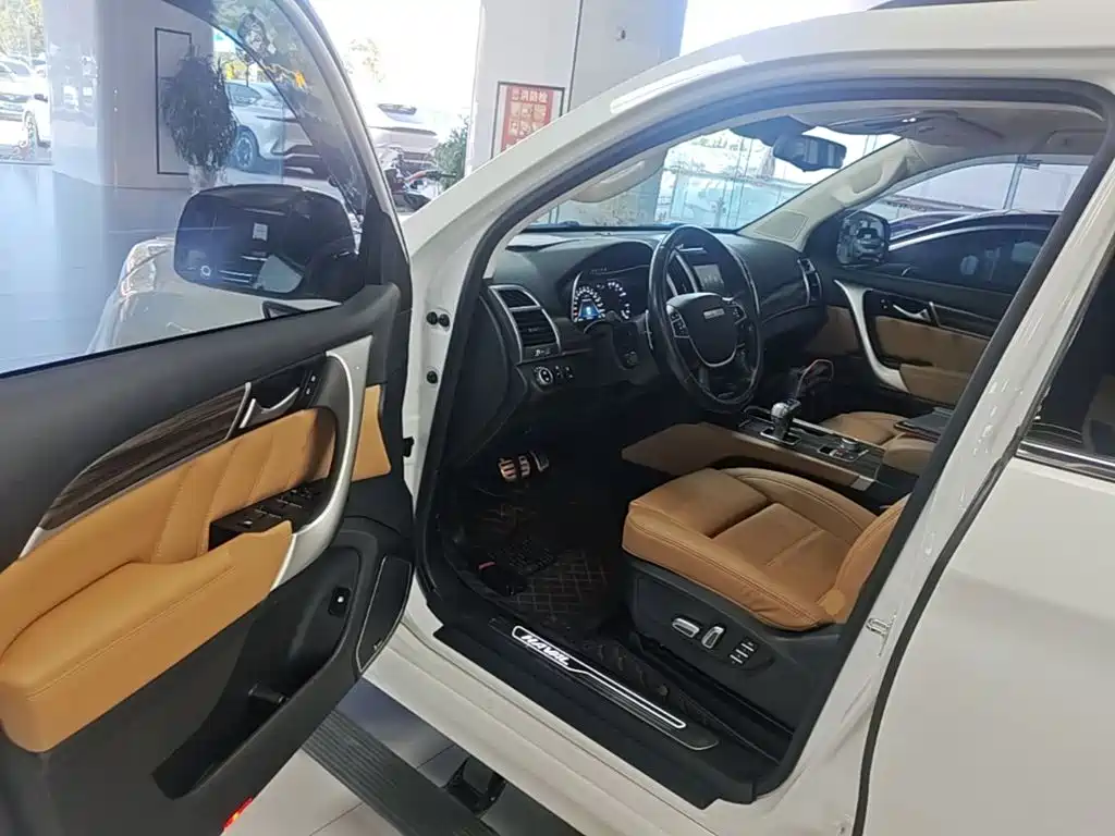 Haval H9 2017 2.0T gasoline four-wheel drive exclusive model 5 seats купить на сайте DeffCars