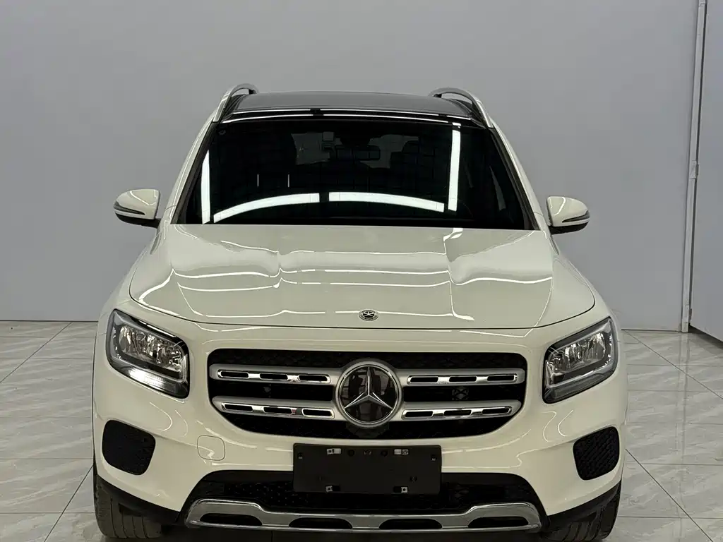 Mercedes-Benz GLB 2022 facelift GLB 180 dynamic купить на сайте DeffCars