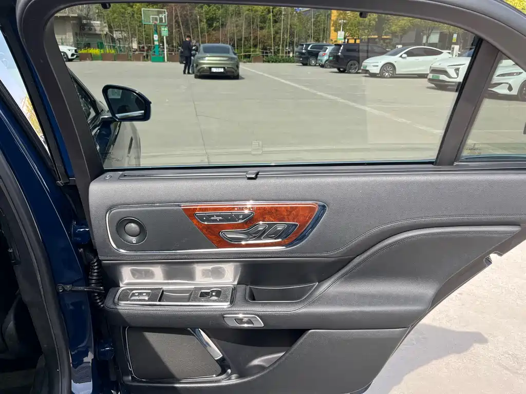 Lincoln Continental 2019 2.0T Two-wheel drive Premium Edition National VI купить на сайте DeffCars