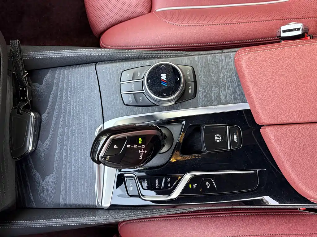 BMW 5 Series 2022 Facelift 2 530Li Exclusive M Sports Package купить на сайте DeffCars