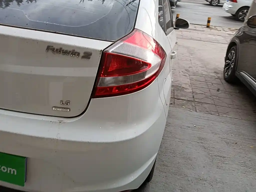 Fengyun 2 2015 1.5L Manual New Edition купить на сайте DeffCars