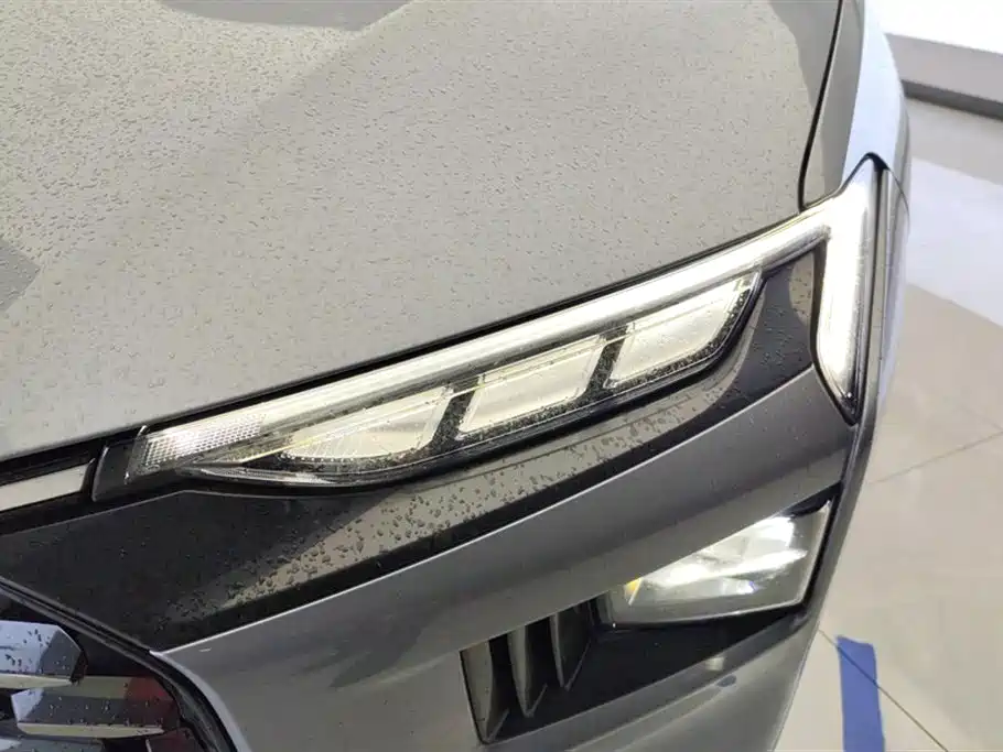 Mondeo 2022 facelift EcoBoost 245 luxury model купить на сайте DeffCars