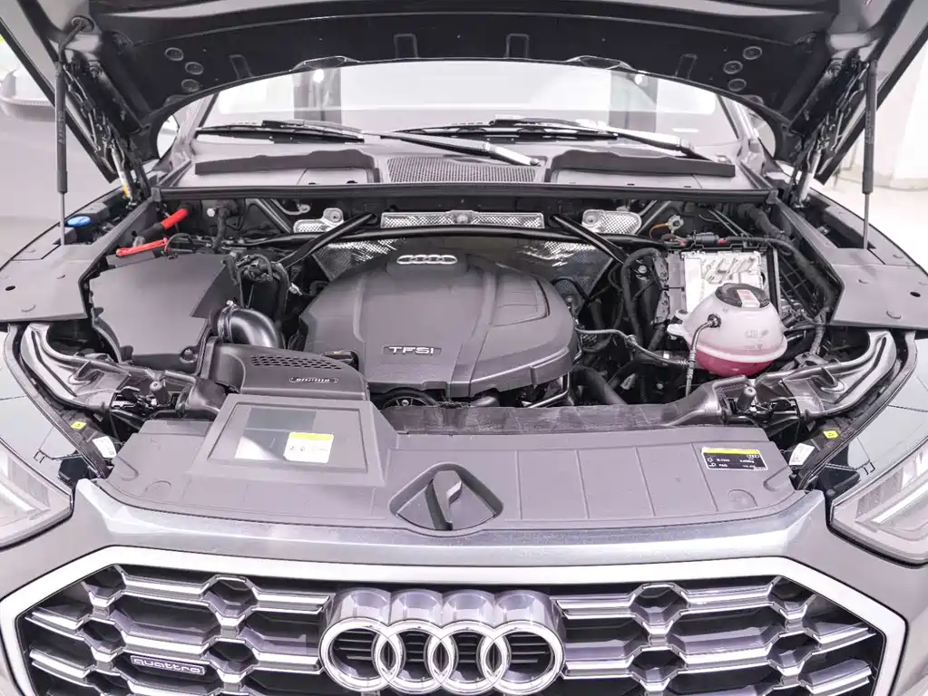 Audi Q5L 2022 facelift 45T luxury and dynamic model купить на сайте DeffCars