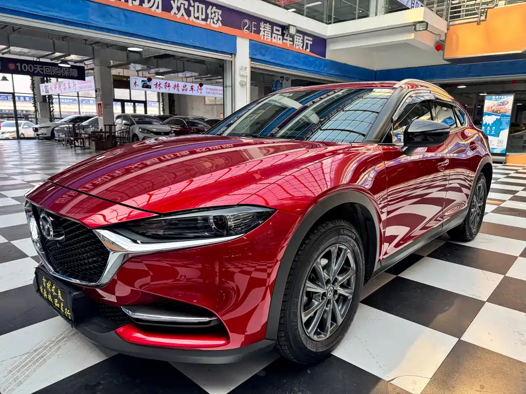 Mazda CX-4 2021 2.0L automatic two-wheel drive Blue Sky Premium Edition купить на сайте DeffCars