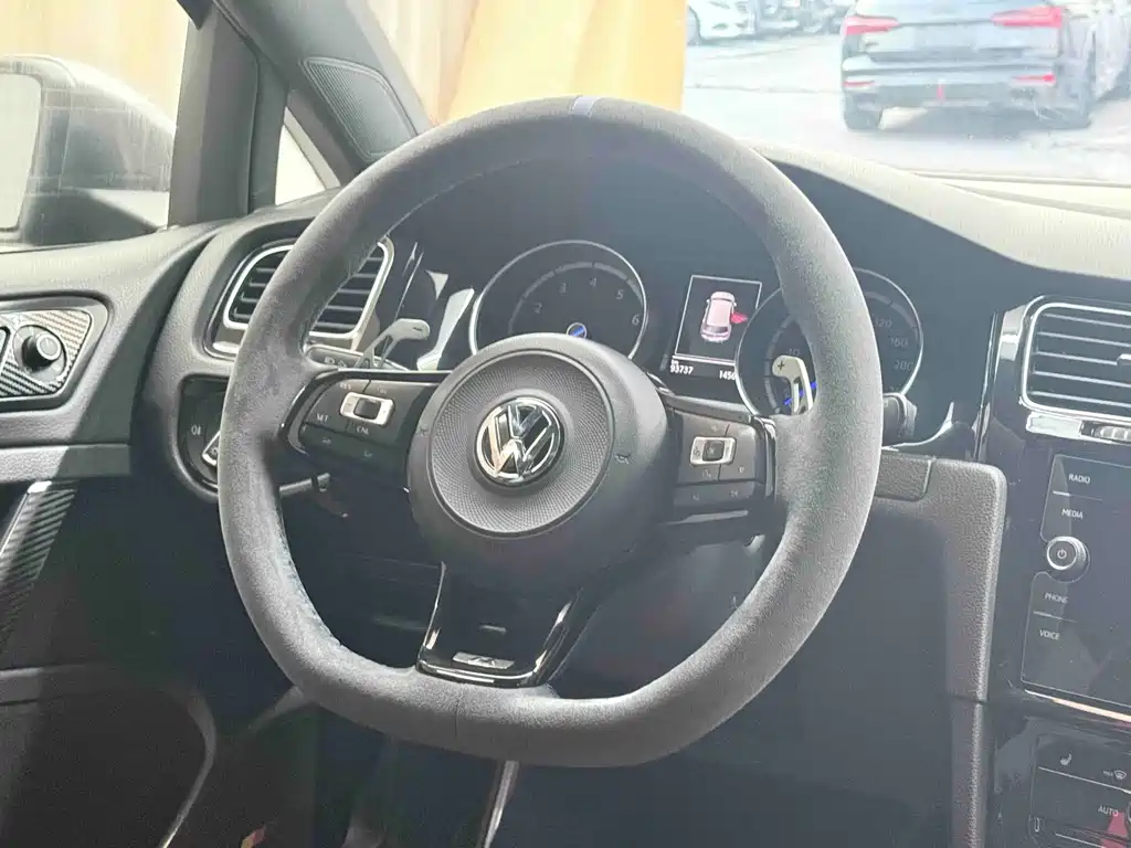 Golf imported 2015 2.0TSI R купить на сайте DeffCars