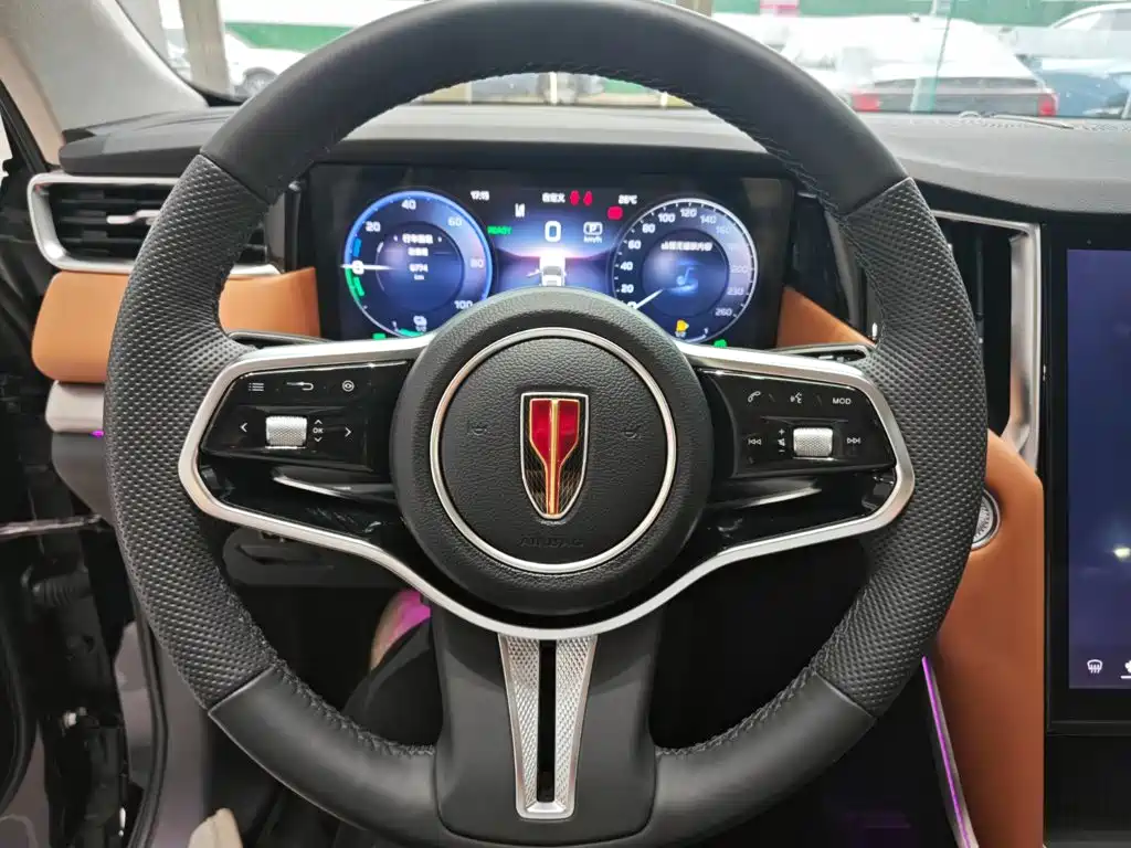 Red Flag Hongqi S7 PHEV 2025 facelift 2.0T four-wheel drive 2 million commemorative edition 6 seats купить на сайте DeffCars