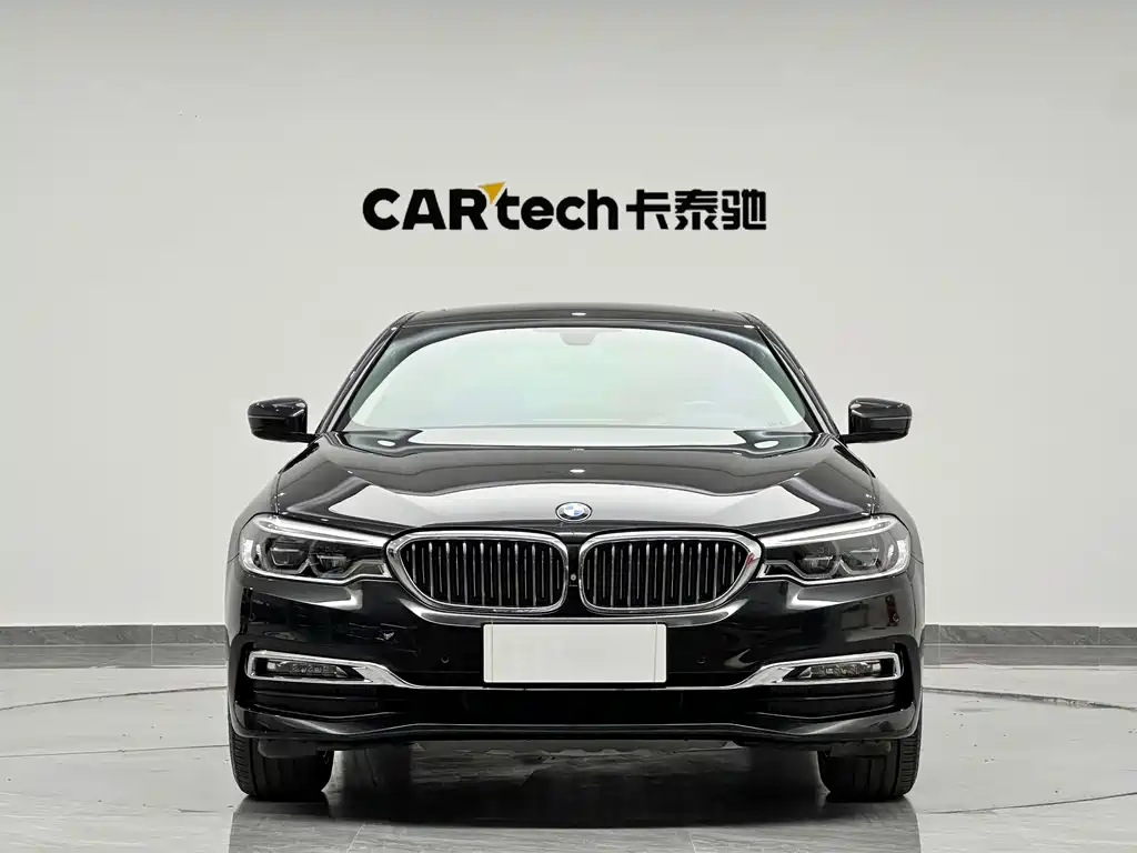 BMW 5 Series 2018 Facelift 530Li Exclusive Luxury Package купить на сайте DeffCars