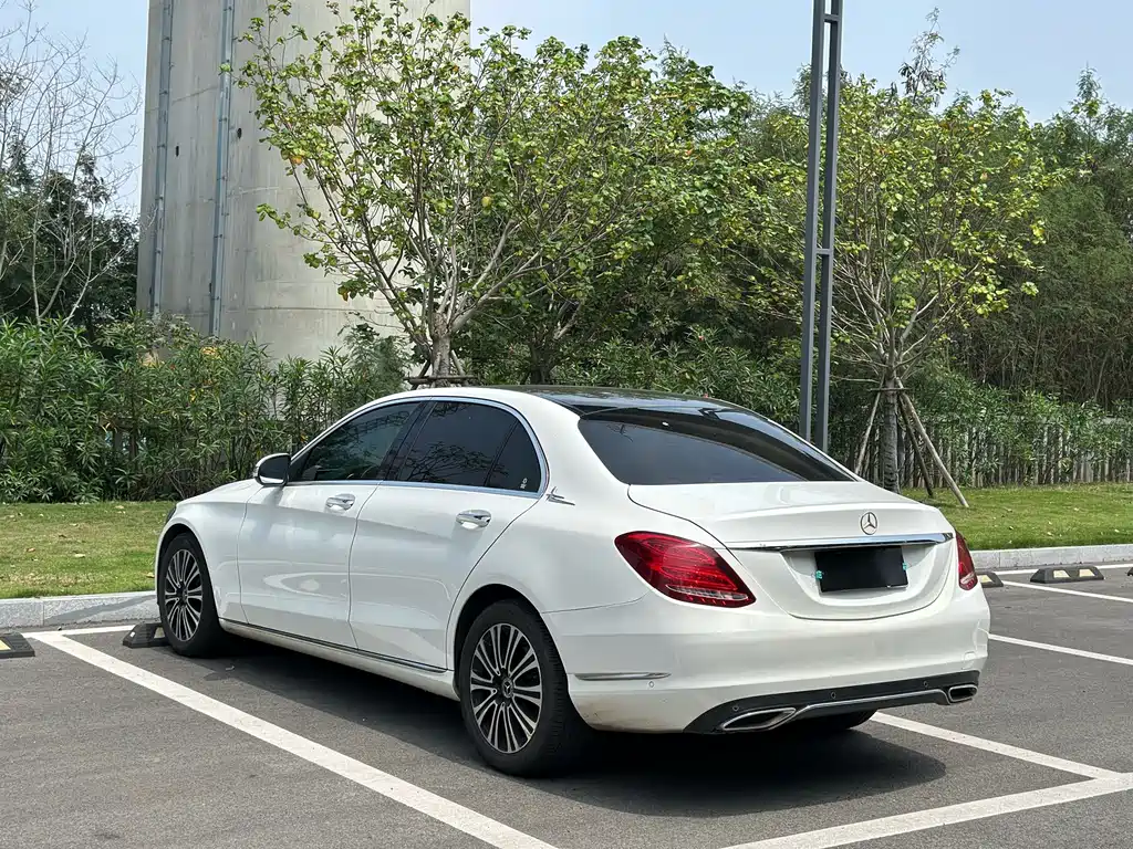 Mercedes-Benz C-Class 2018 C 200 L купить на сайте DeffCars